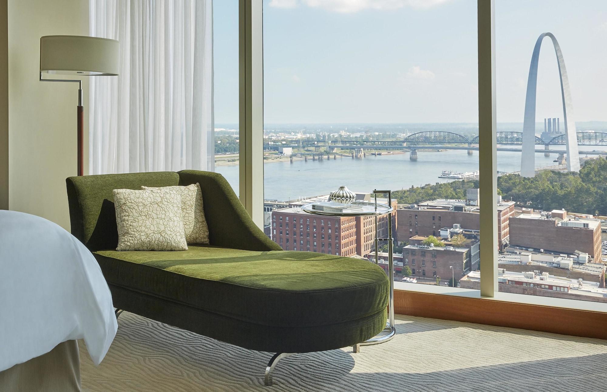Hotel Four Seasons St. Louis Exterior foto