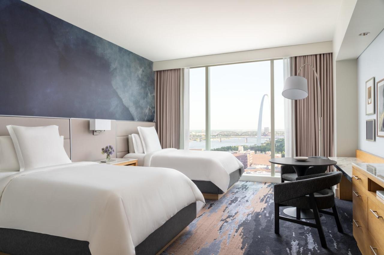 Hotel Four Seasons St. Louis Exterior foto