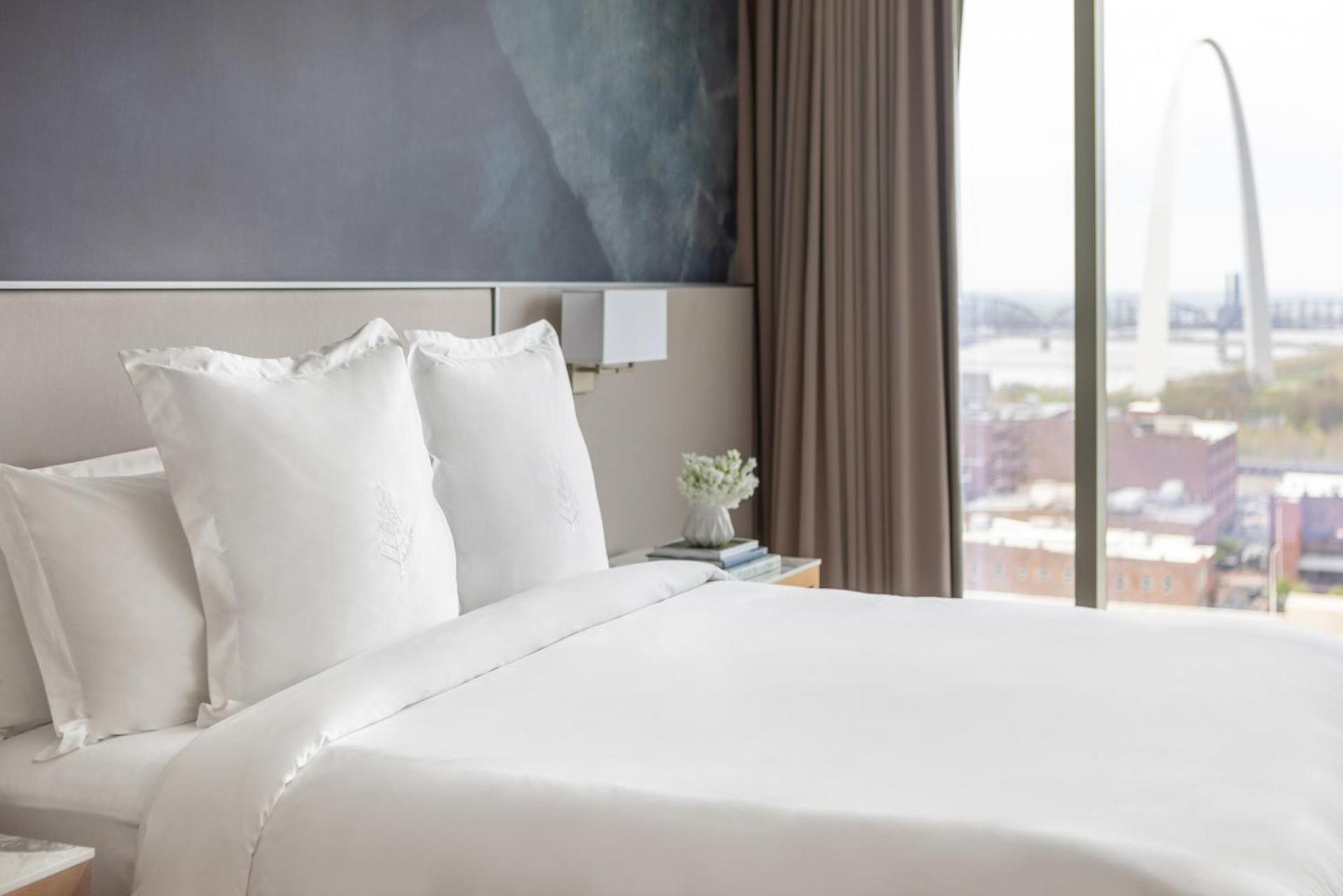 Hotel Four Seasons St. Louis Exterior foto